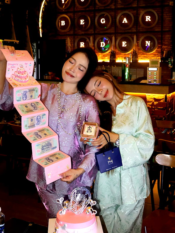 lyhythuedoxinh instagram image archive image