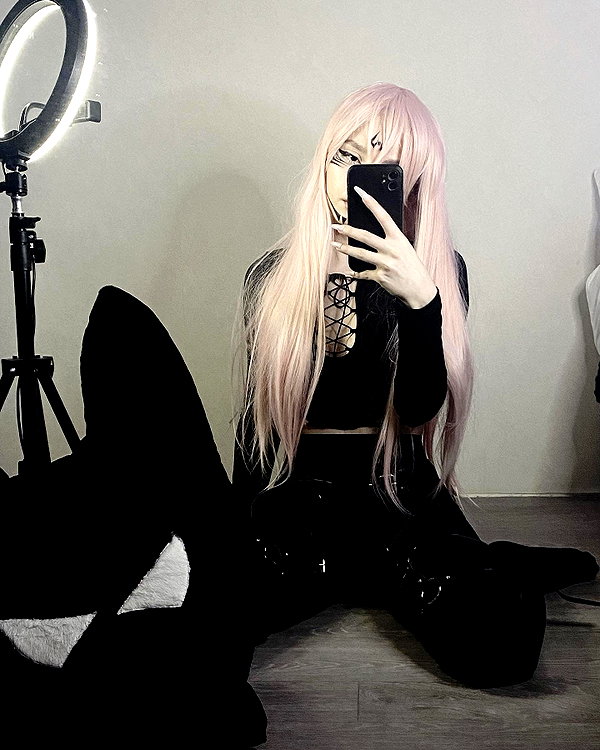 glowmoonshorty instagram image archive image