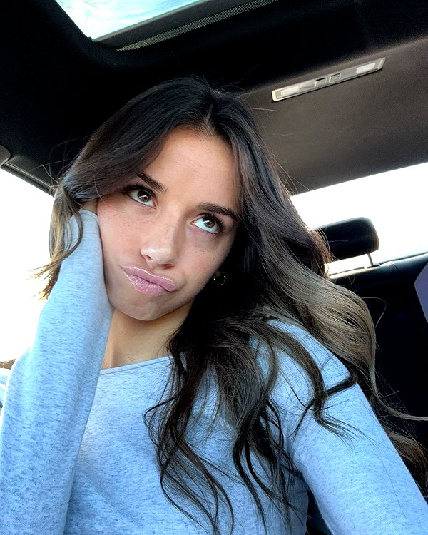 sadieemckennaa instagram image archive image