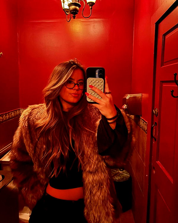 isabella.lauren instagram image archive image