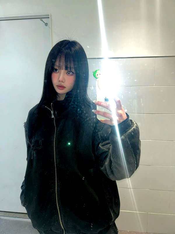 srillun instagram image archive image