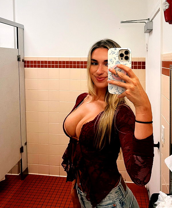 kaylasimmmons instagram image archive image