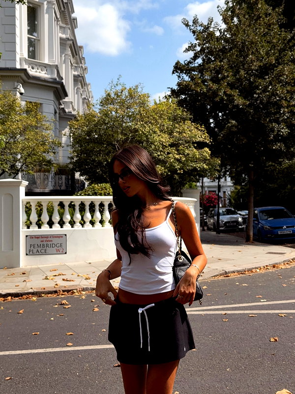 zoeliss instagram image archive image