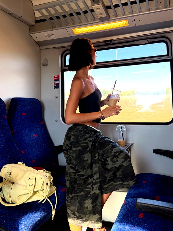 efrat_elmalich instagram image archive image