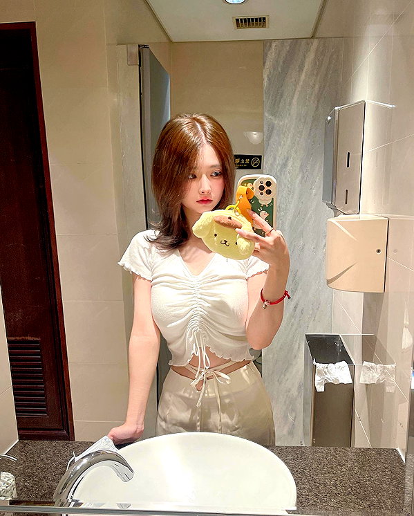 erokochiba instagram image archive image