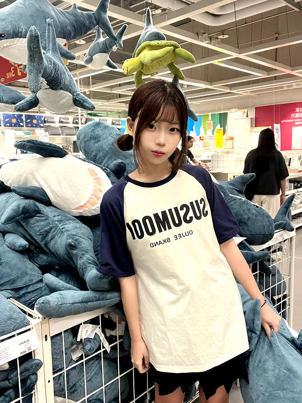 1zxhy__ instagram image archive image