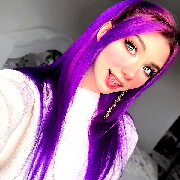 danielle.mercedie instagram image archive image