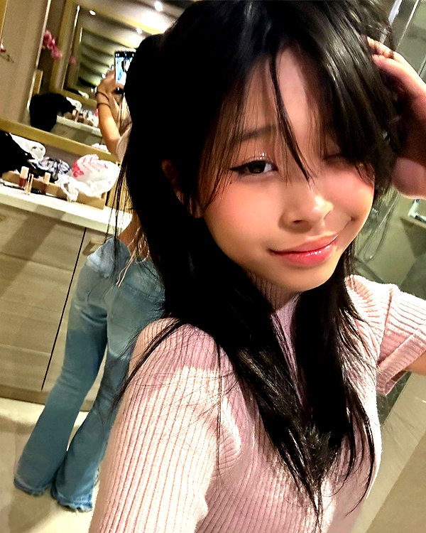 princessamelia_official instagram image archive image
