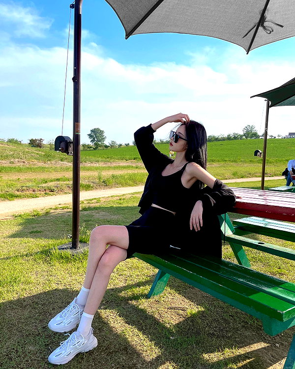 daxbin instagram image archive image