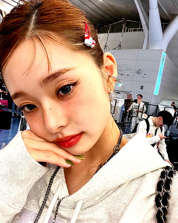 dear.zia instagram image archive image