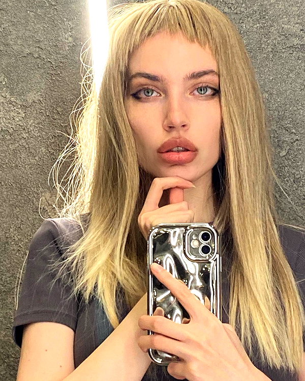 alien.hanna instagram image archive image
