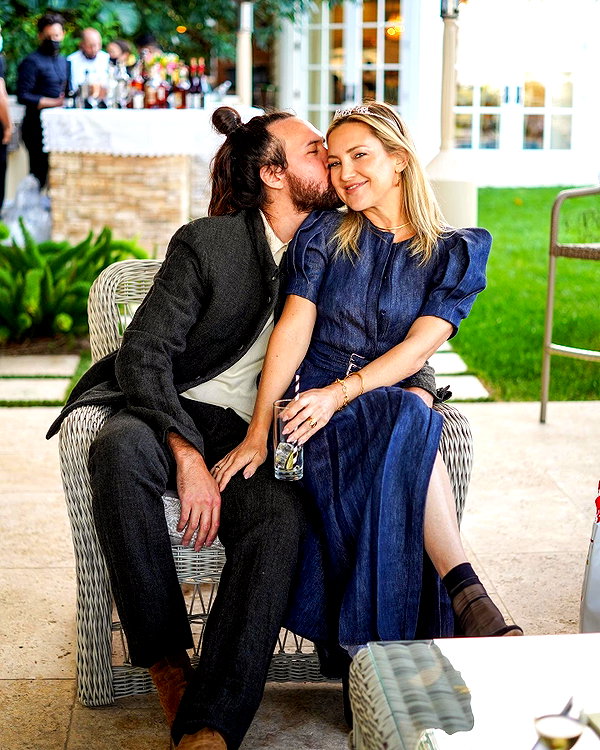 katehudson instagram image archive image