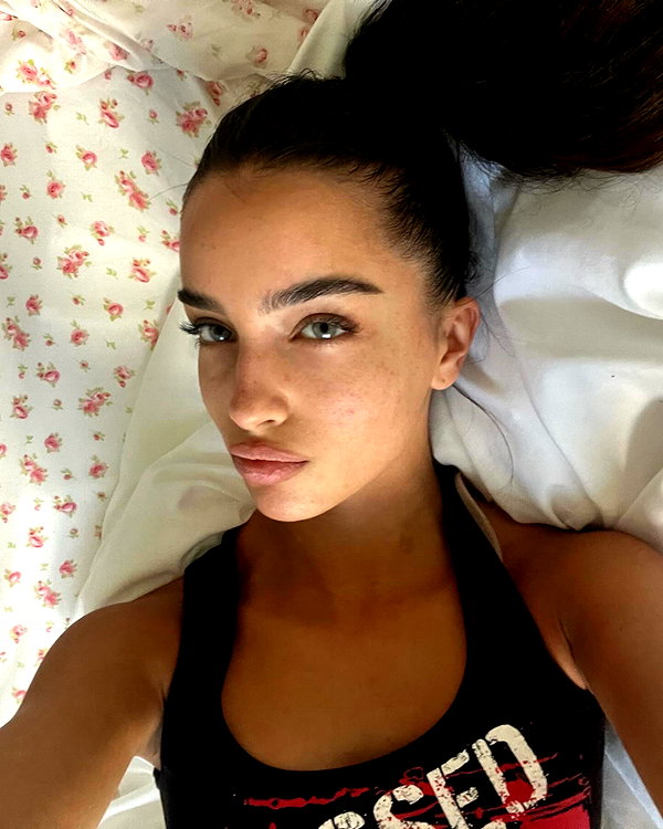 ellachristo instagram image archive image