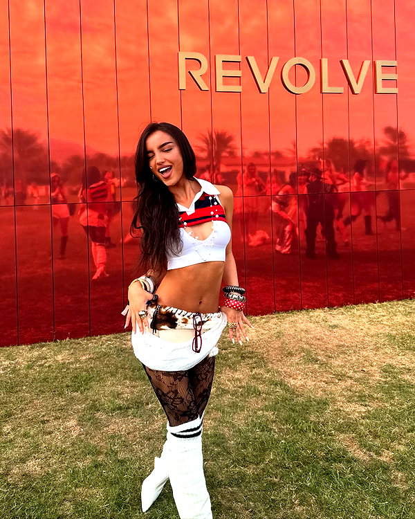 ellachristo instagram image archive image