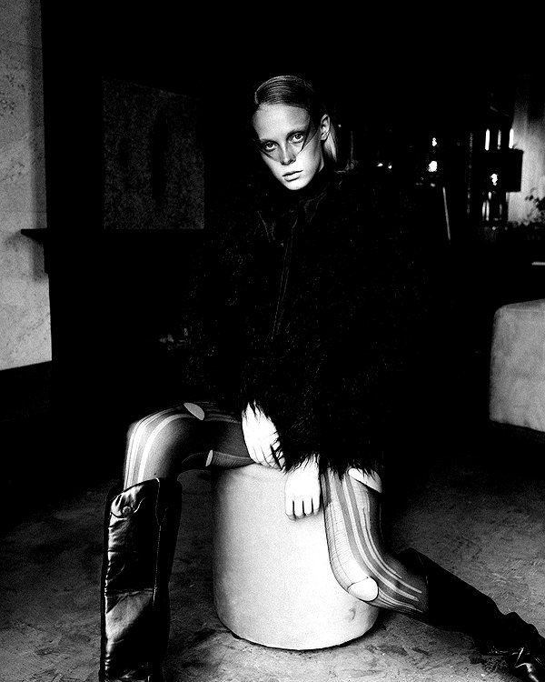 kkwwwv instagram image archive image