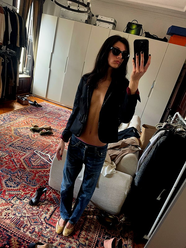 reneeebeller instagram image archive image