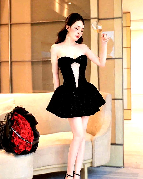 lyhythuedoxinh instagram image archive image