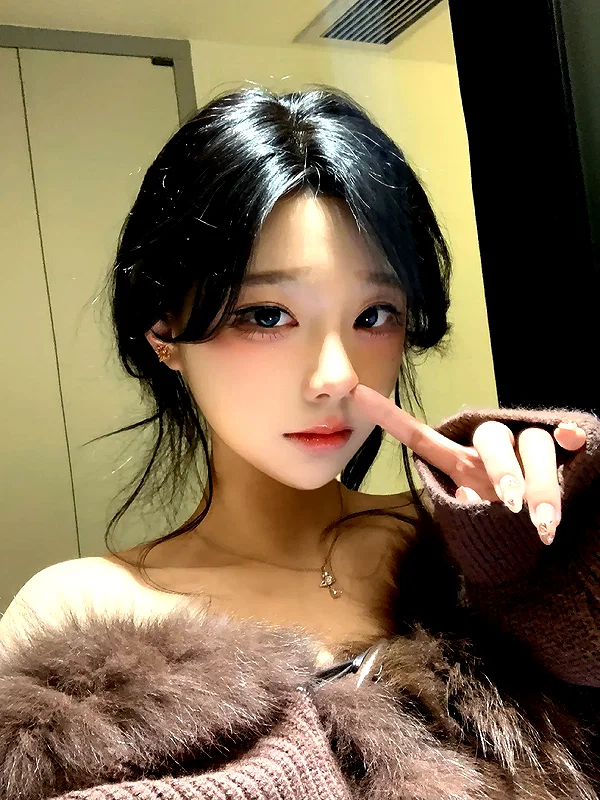 yingyinng_ instagram image archive image