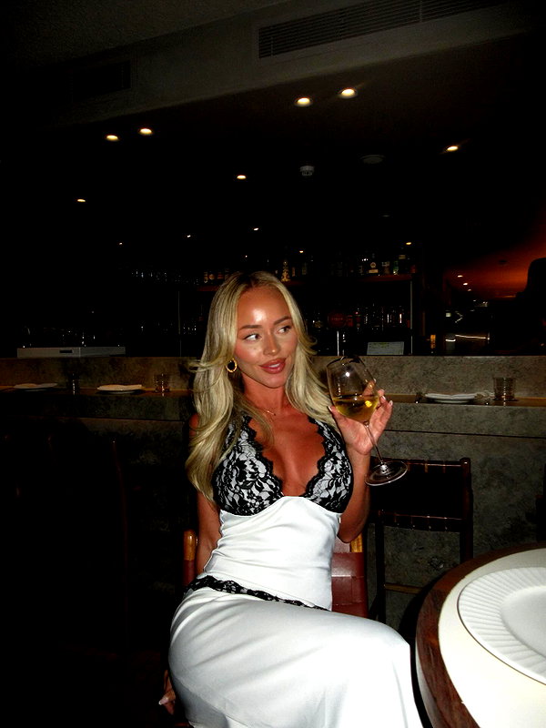 allieauton instagram image archive image