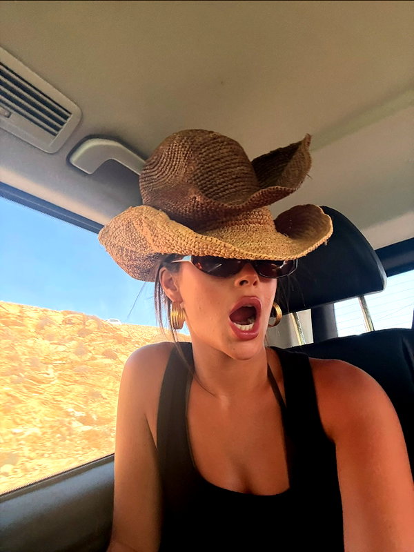oliviaphillipps instagram image archive image