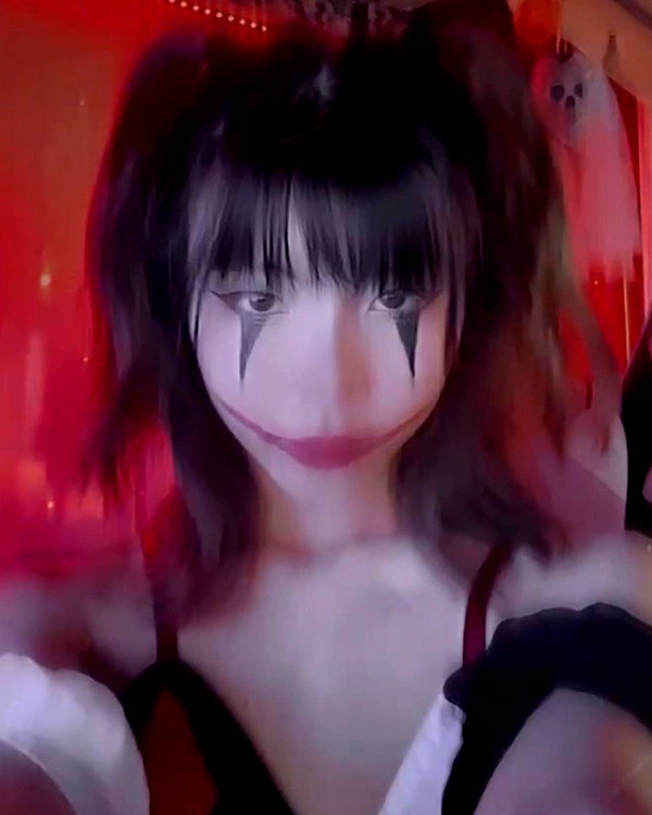 the.q.felicia instagram image archive image