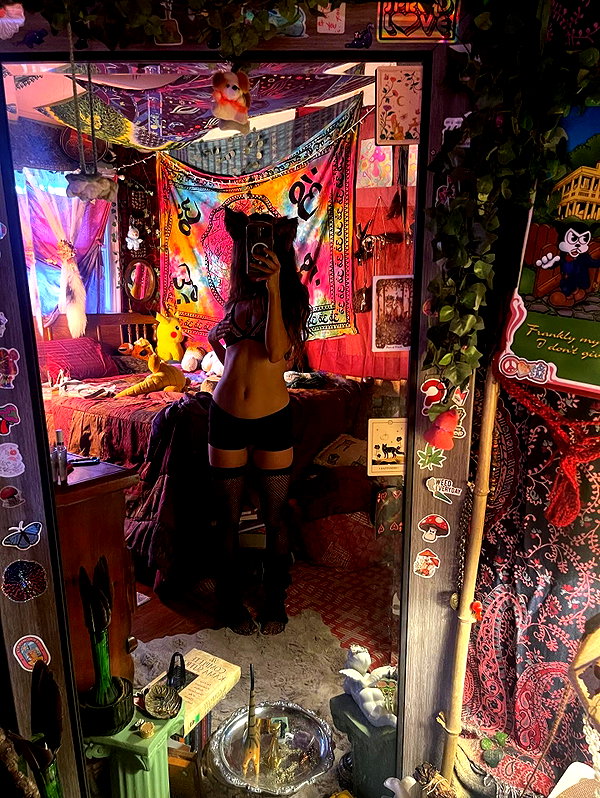 smok3ymok3y instagram image archive image