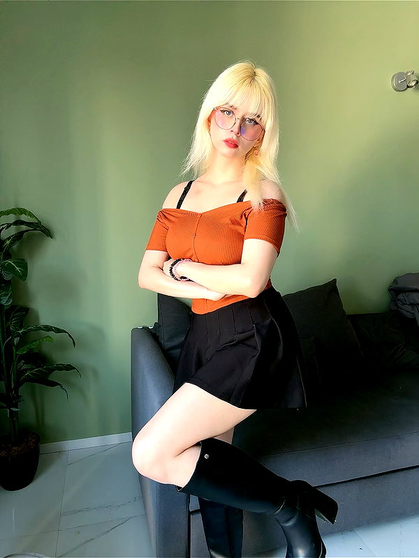lulymakima instagram image archive image