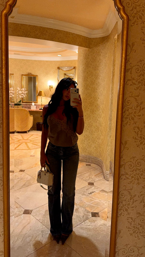 zoeliss instagram image archive image