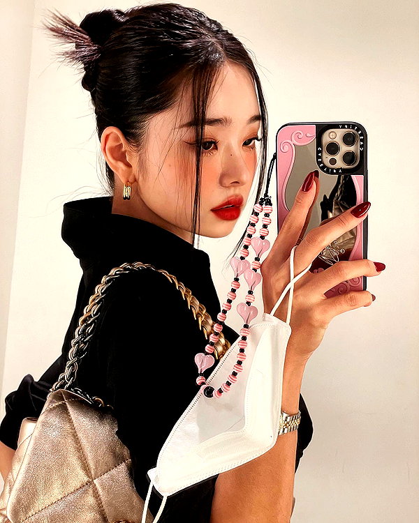 dear.zia instagram image archive image