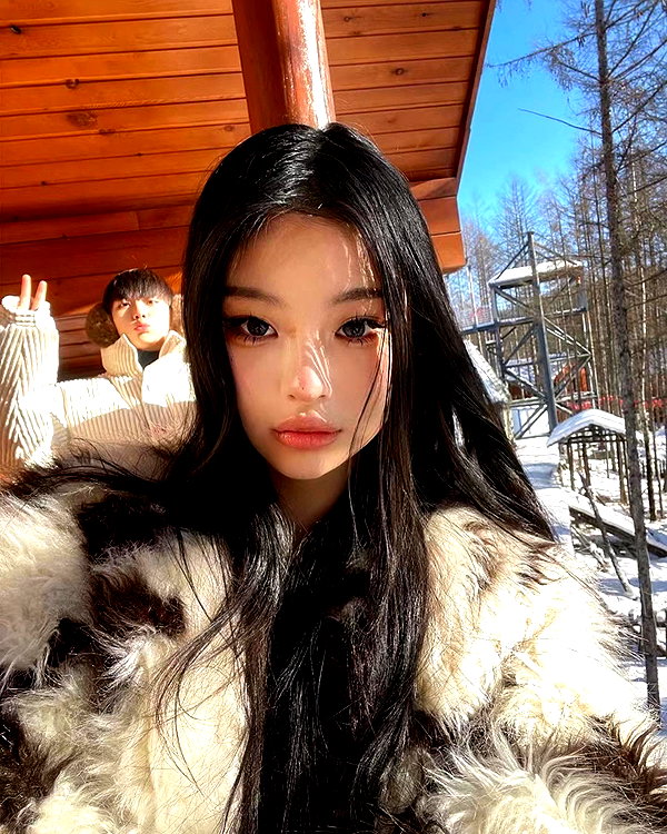ll.lu1s instagram image archive image