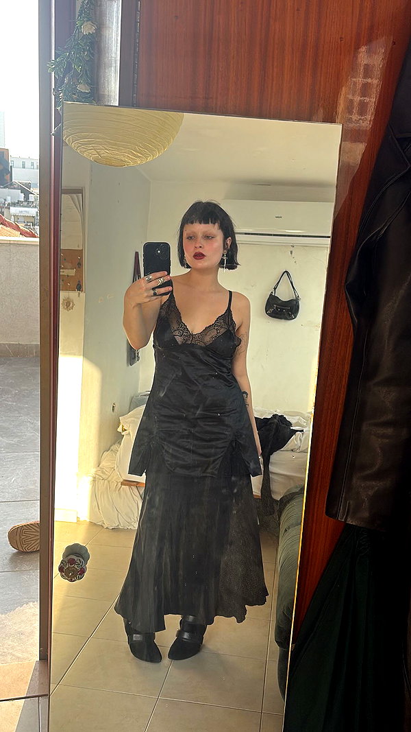 roni_roth instagram image archive image
