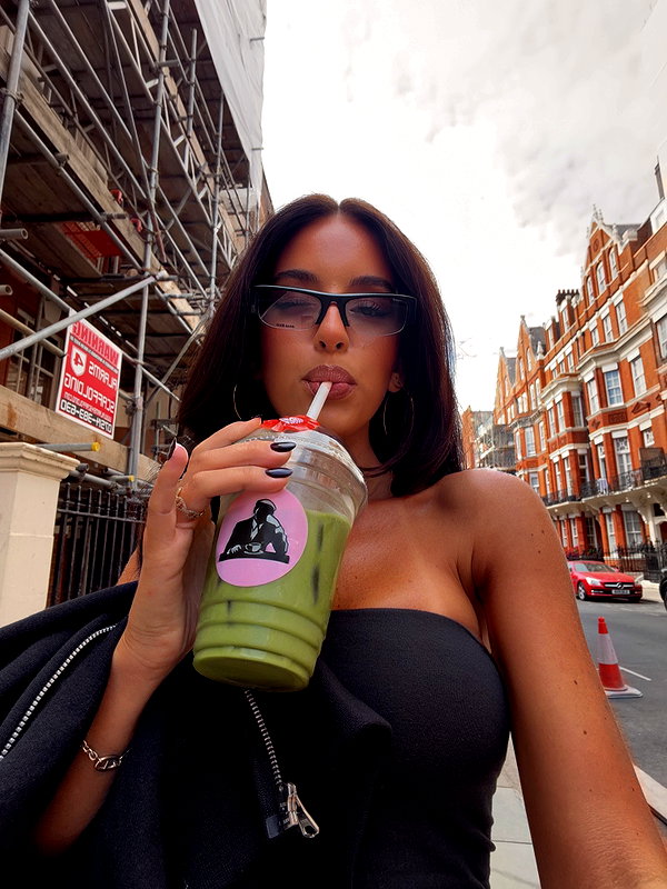 zoeliss instagram image archive image