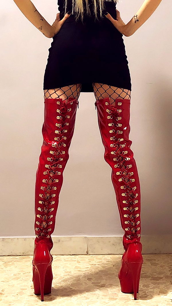 roxiechelon2 instagram image archive image