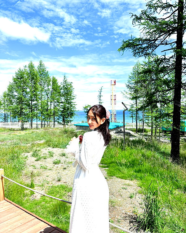 indra0102_ instagram image archive image