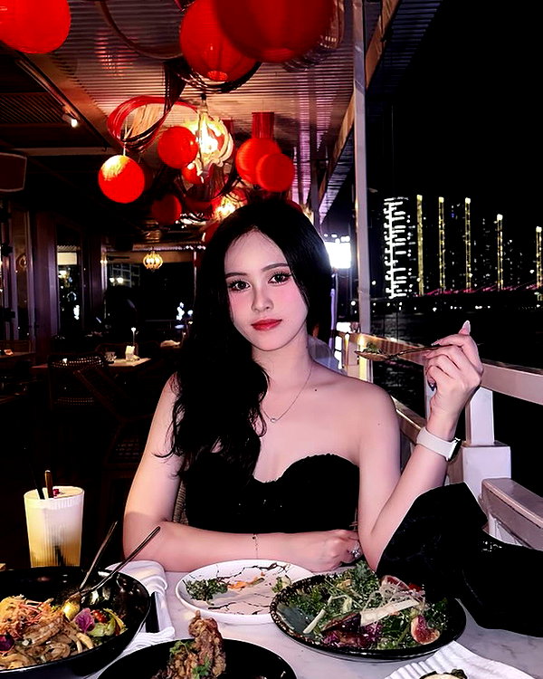 lyhythuedoxinh instagram image archive image