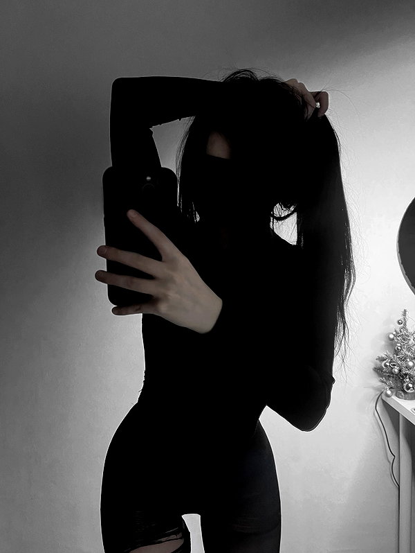 glowmoonshorty instagram image archive image