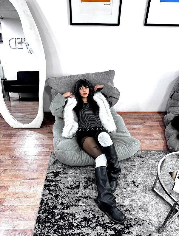 connie.01j instagram image archive image