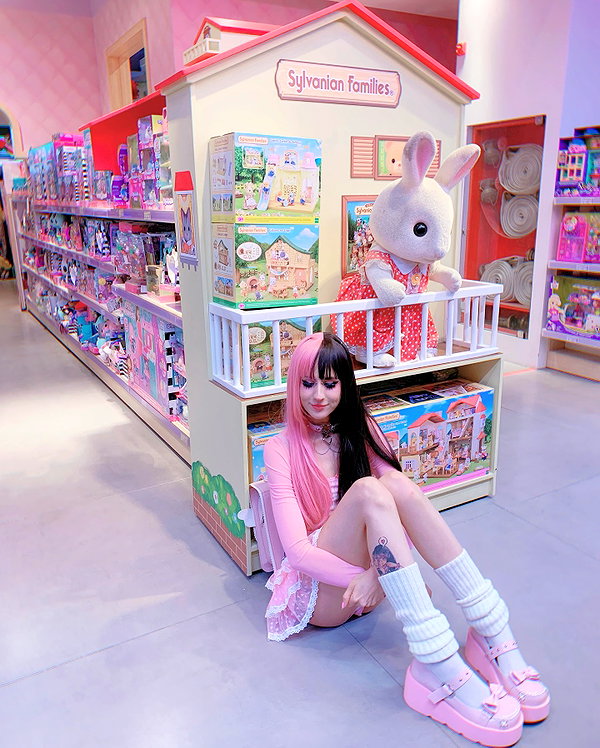 jadelaverne instagram image archive image