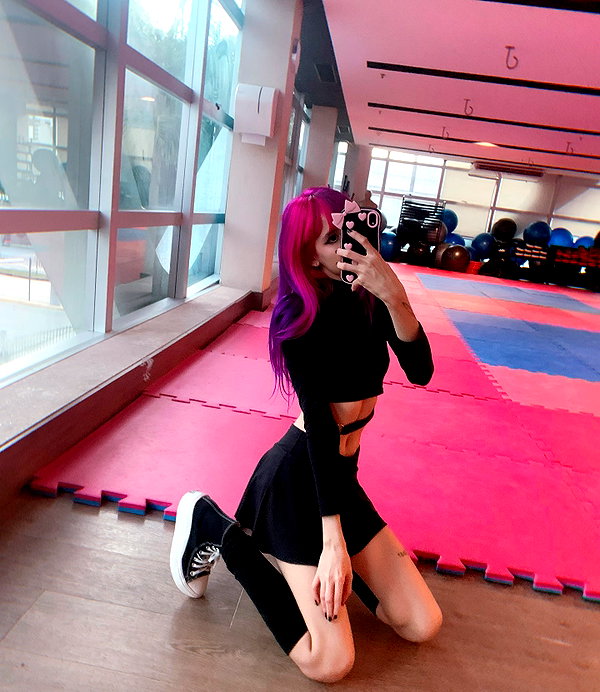 jadelaverne instagram image archive image