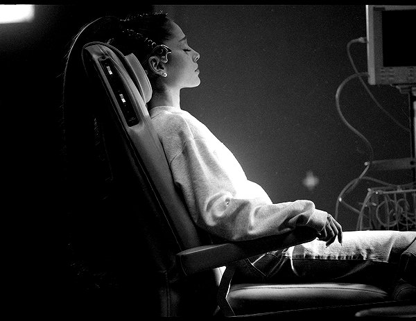 arianagrande instagram image archive image