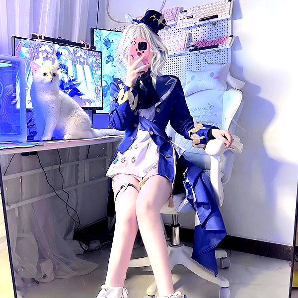gallery_cosplayer instagram image archive image