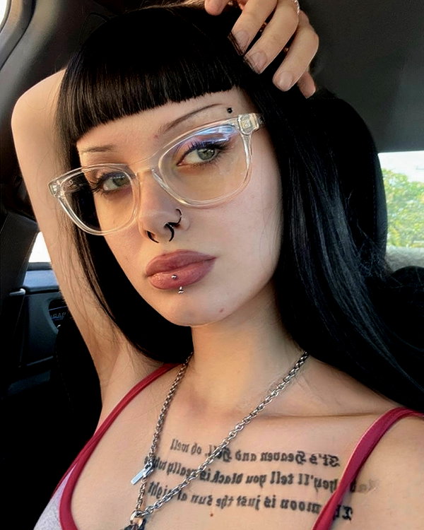 livindeadyaz instagram image archive image