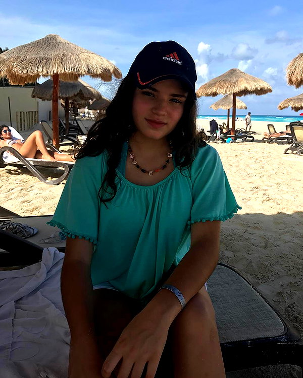 analuvillarreal instagram image archive image