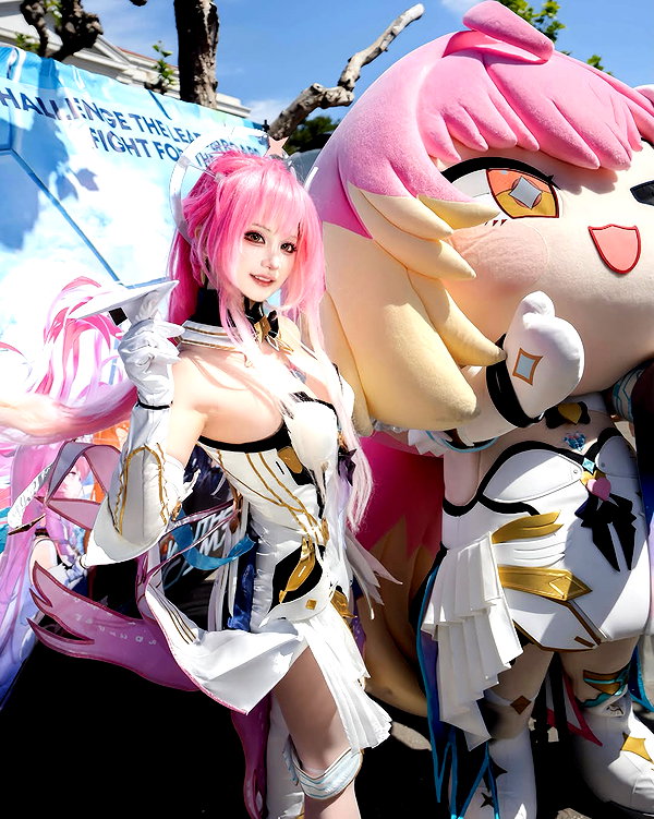 miee_cos instagram image archive image
