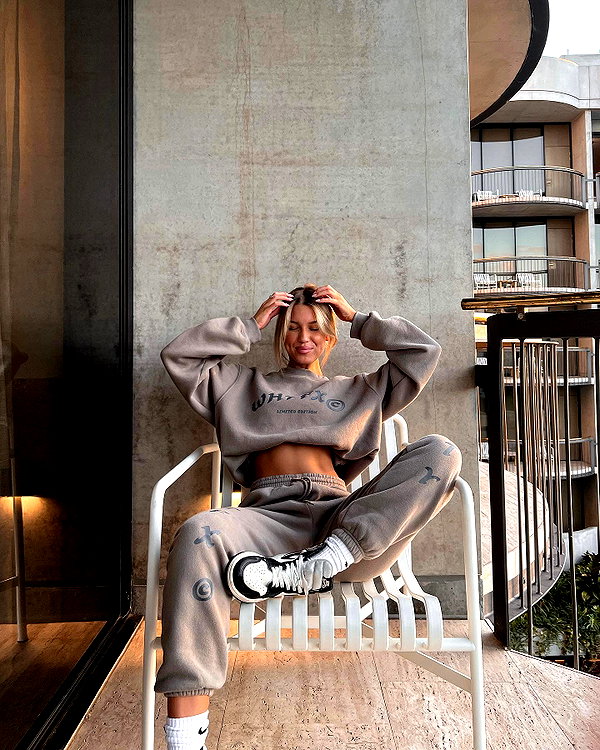 sophiebatzloff instagram image archive image