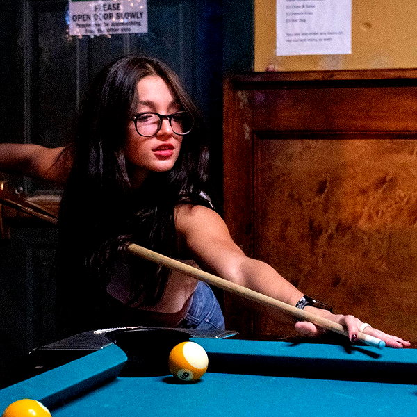 daniellebarnaa archive image
