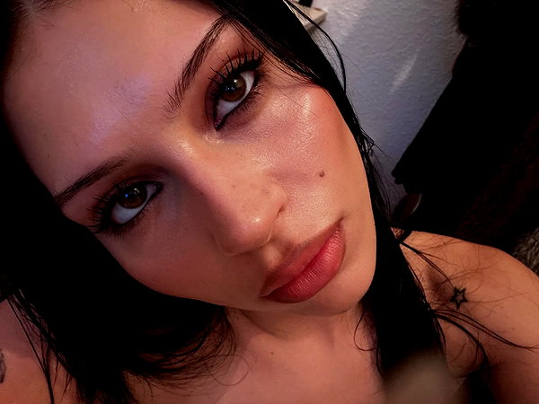 karolinaawasik instagram image archive image