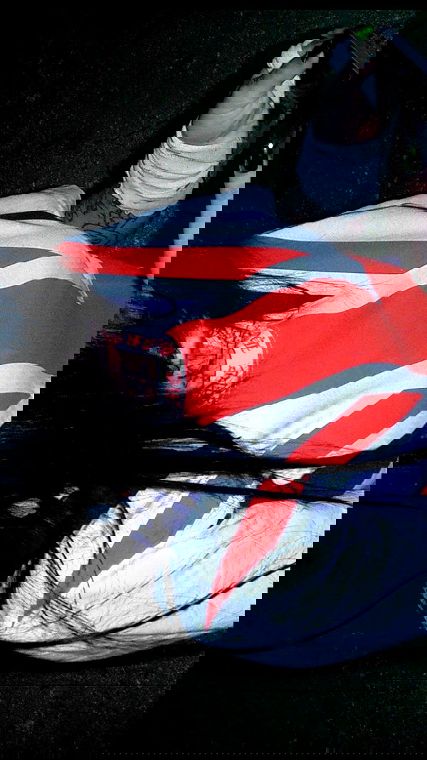 zommmbri zommmbri archive image