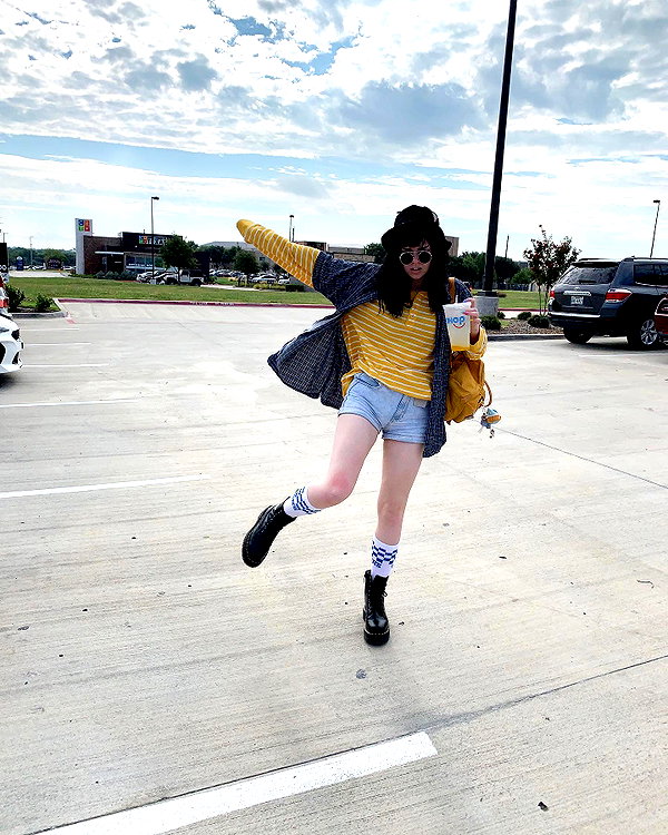 yeahimcaroline instagram image archive image