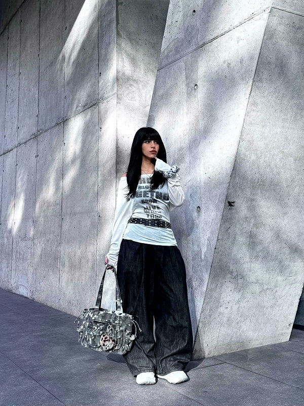 connie.01j instagram image archive image